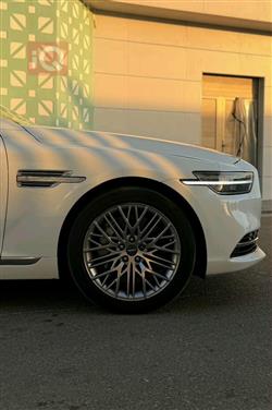 جنسس G90